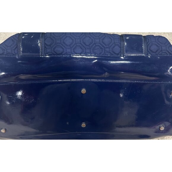 Vera Bradley Navy Quilted Travel Tote With Striped Lining & Leather Handles - Picture 10 of 10